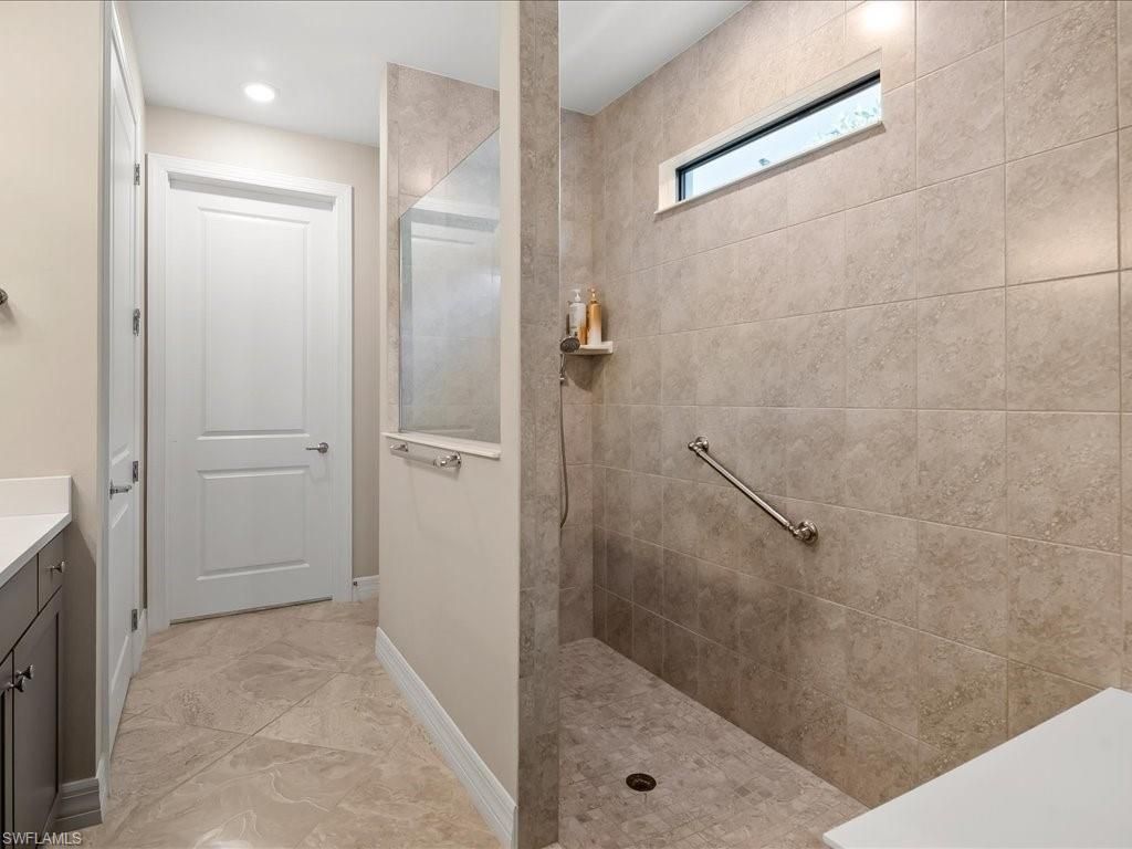 7225 Wilton Dr , Naples, FL 34109 Photo