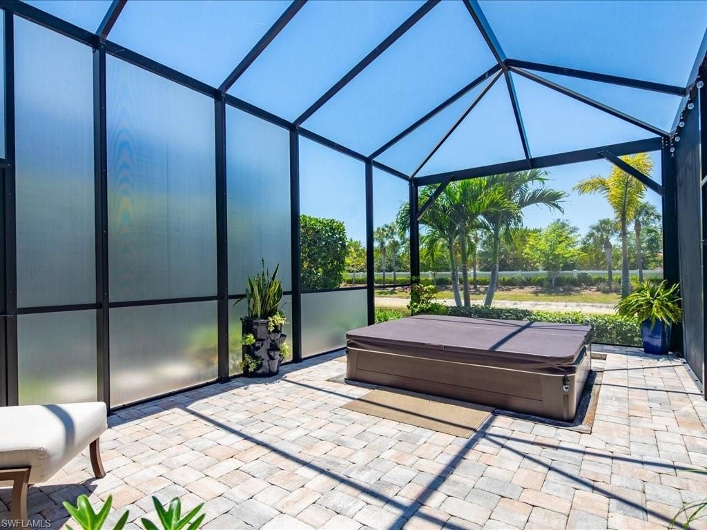 7225 Wilton Dr , Naples, FL 34109 Photo