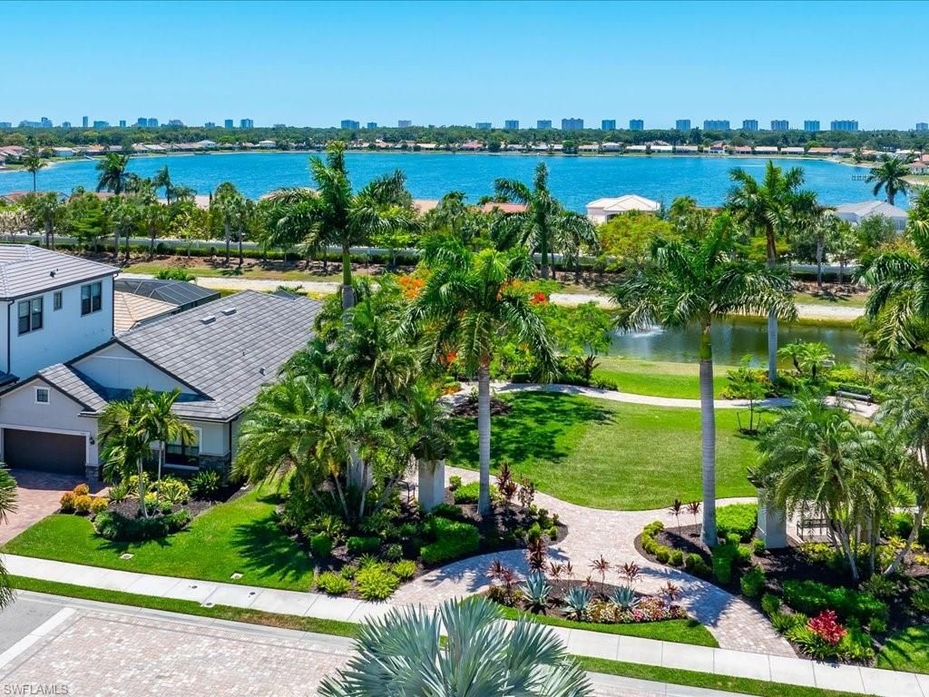 7225 Wilton Dr , Naples, FL 34109 Photo