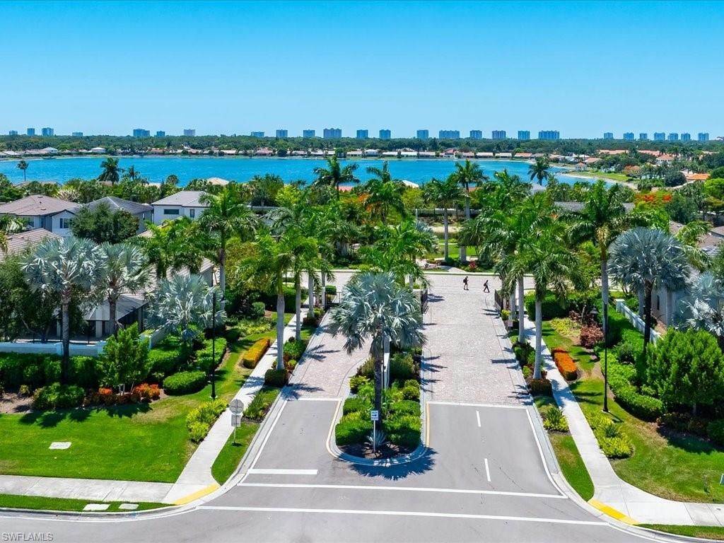 7225 Wilton Dr , Naples, FL 34109 Photo