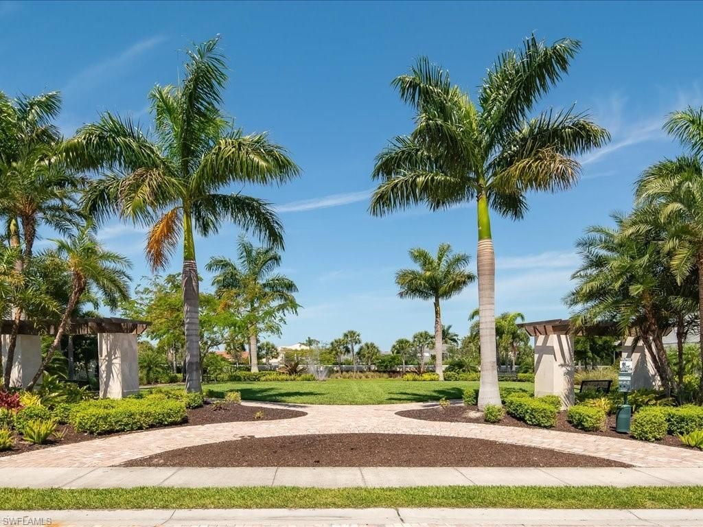 7225 Wilton Dr , Naples, FL 34109 Photo