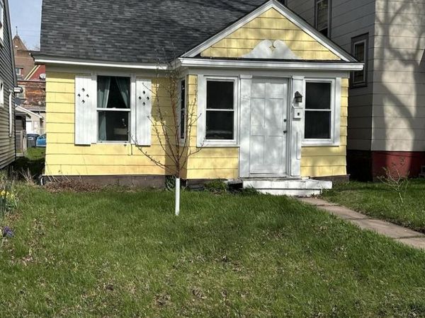 1520 Ogden Ave, Superior, WI 54880