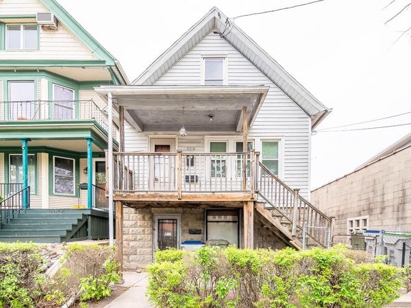 1016 Land PLACE, Unit 1018, Milwaukee, WI 53202