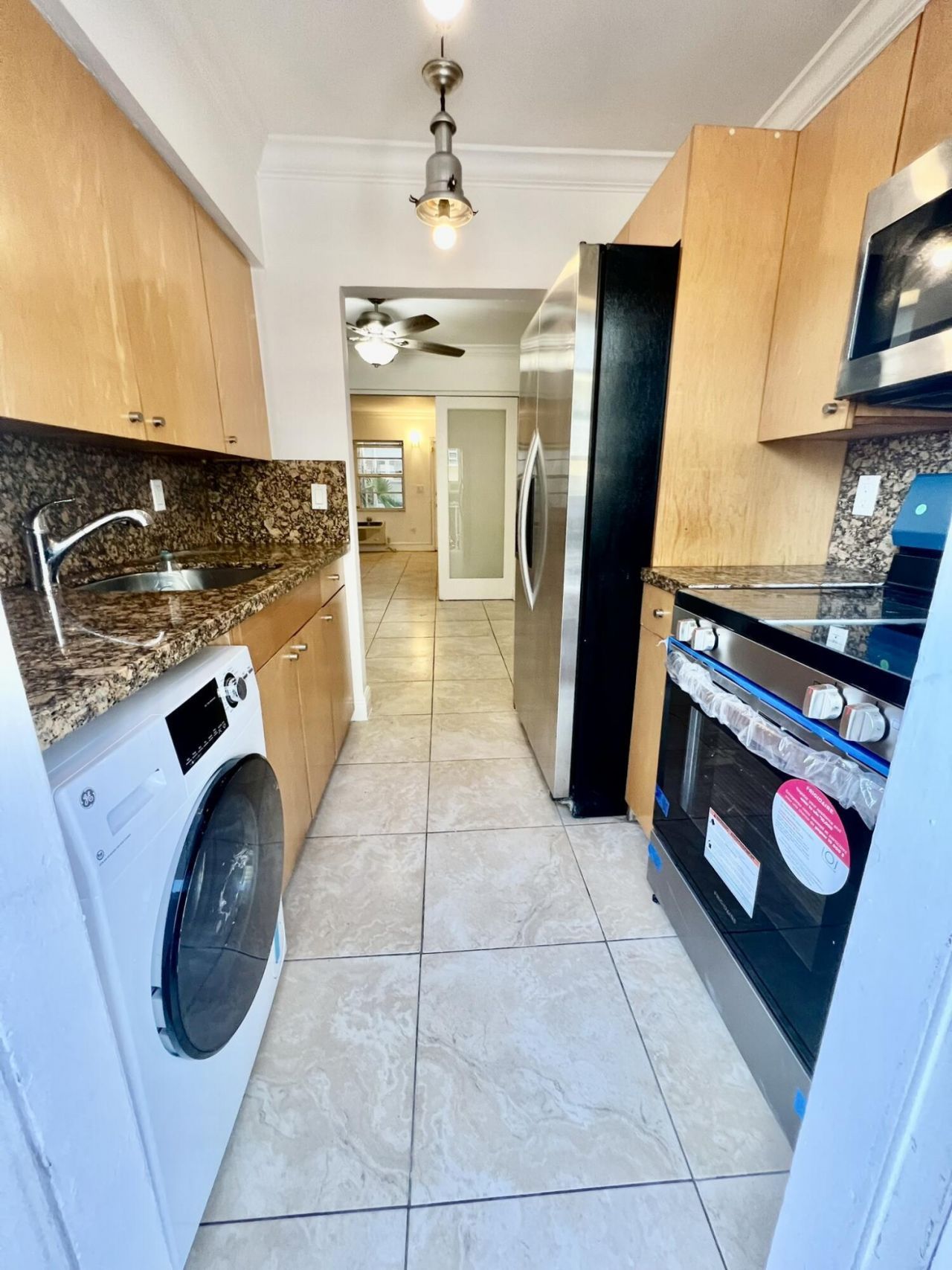 901 Meridian Avenue, Unit 103, Miami Beach, FL 33139 Photo