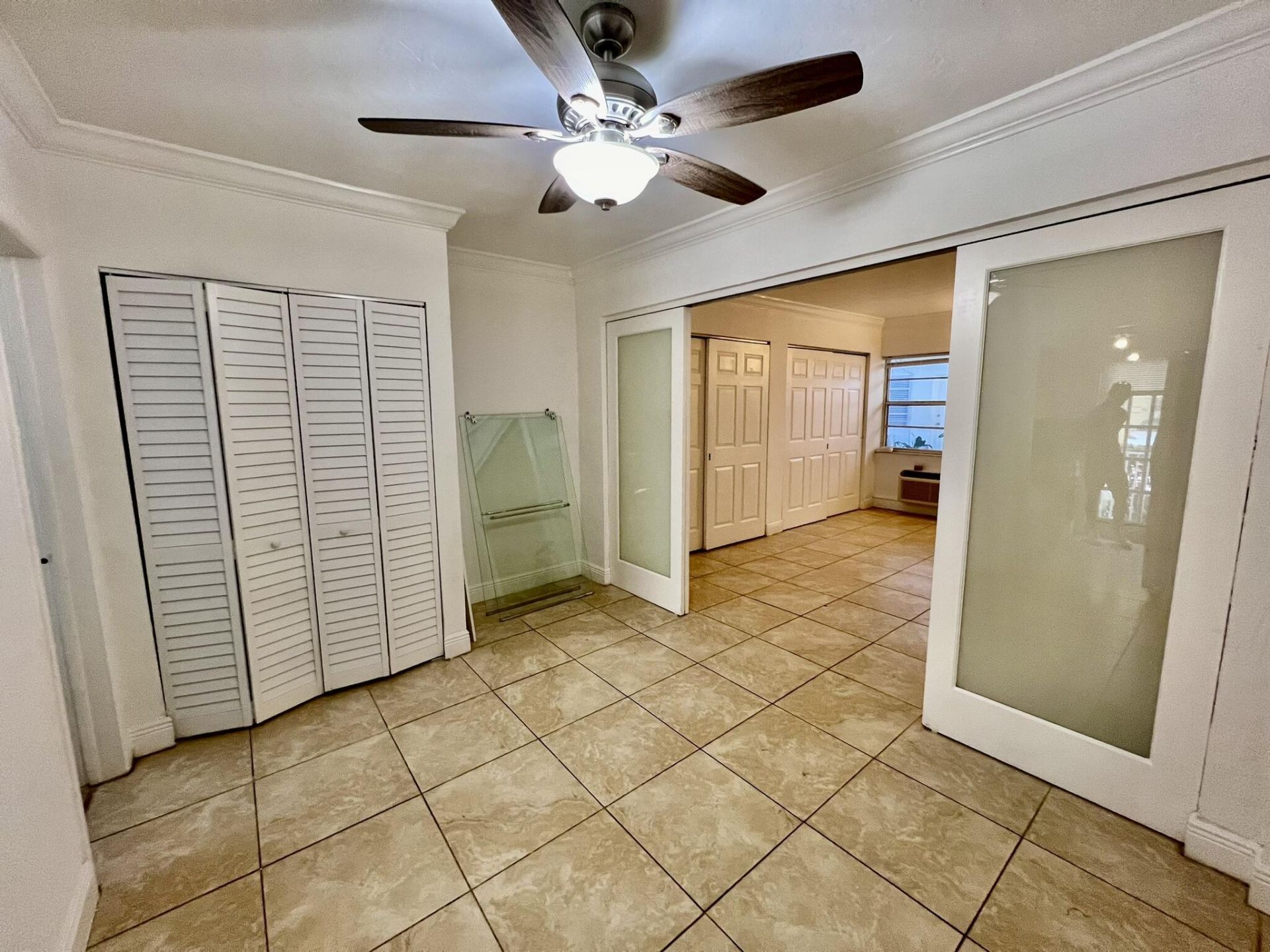901 Meridian Avenue, Unit 103, Miami Beach, FL 33139 Photo