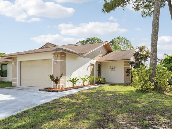 4617 SE Geneva Drive, Stuart, FL 34997