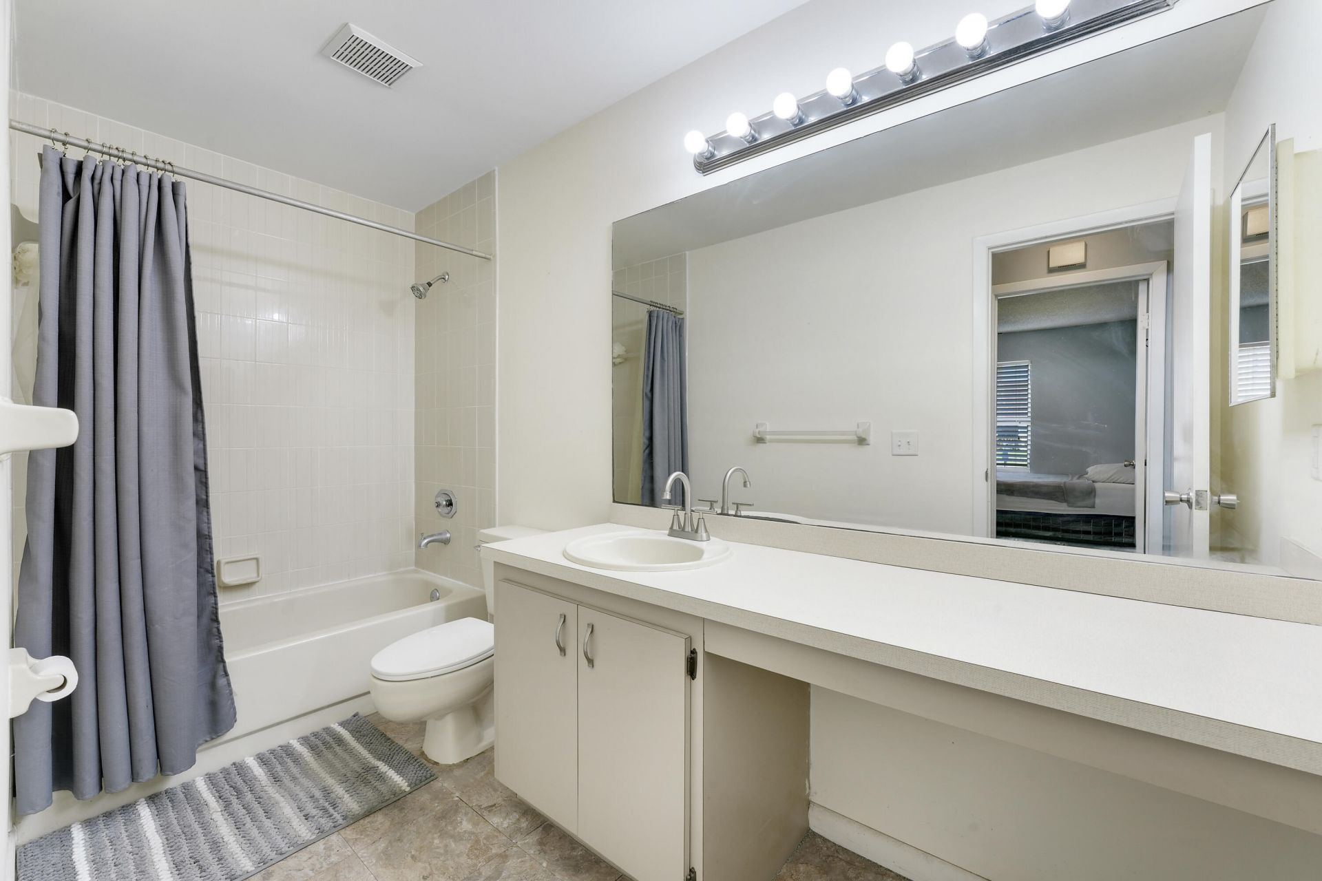 4617 SE Geneva Drive, Stuart, FL 34997 Photo