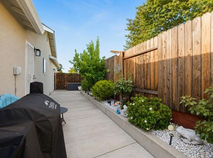 6518 Markley Way, Carmichael, CA 95608 Photo