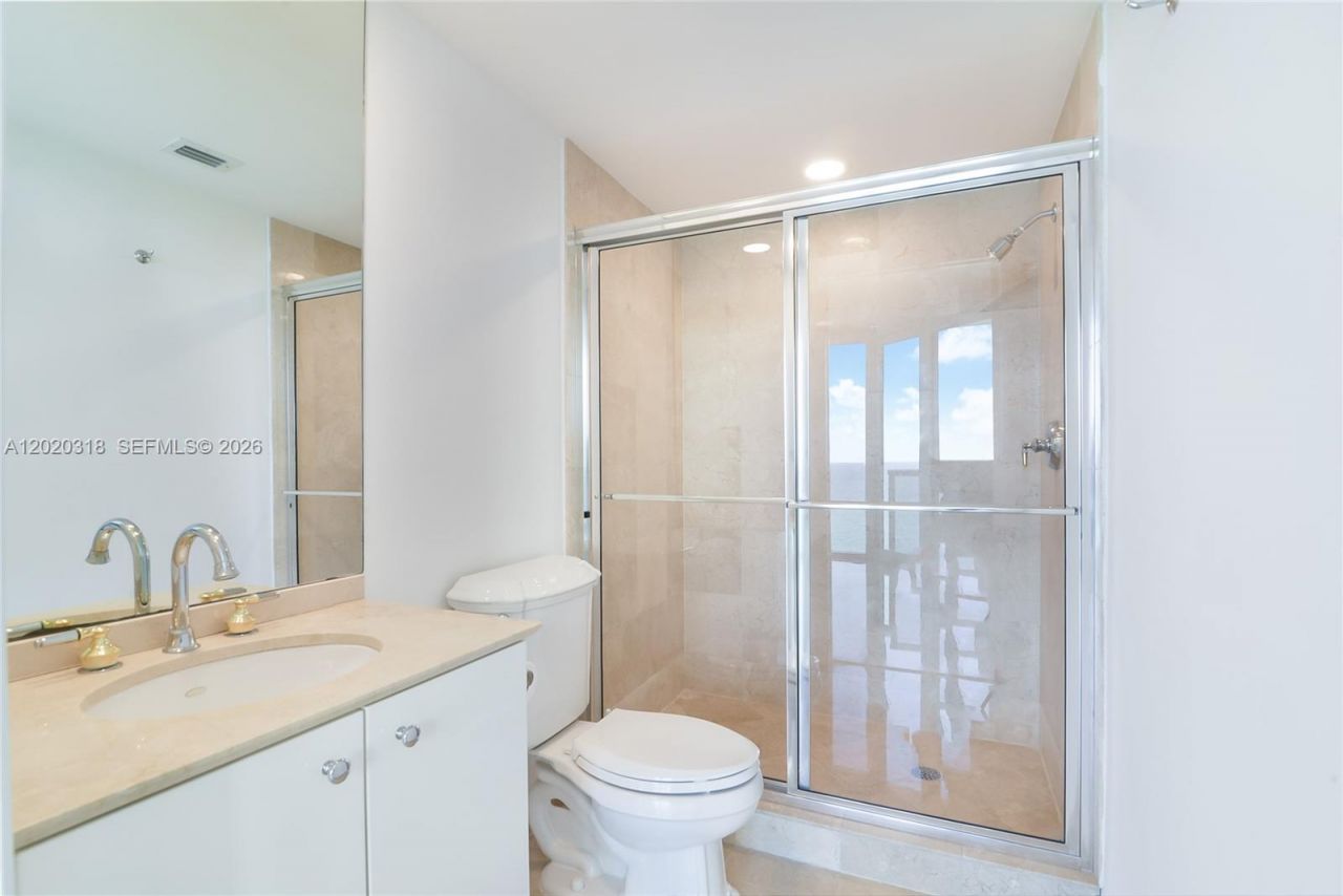 19333 Collins Ave, Unit 1907, Sunny Isles Beach, FL 33160 Photo
