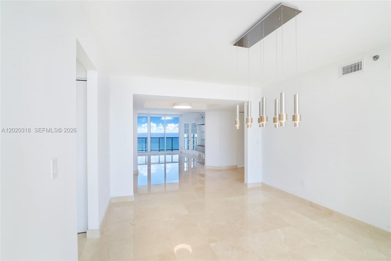 19333 Collins Ave, Unit 1907, Sunny Isles Beach, FL 33160 Photo