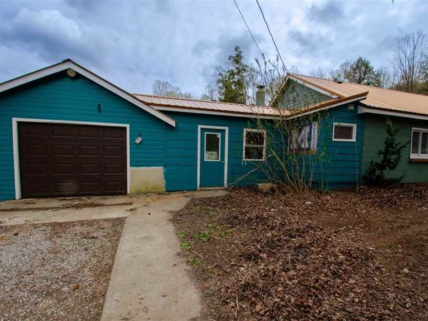 4839 Bunker Hill Rd, Central Lake, MI 49622