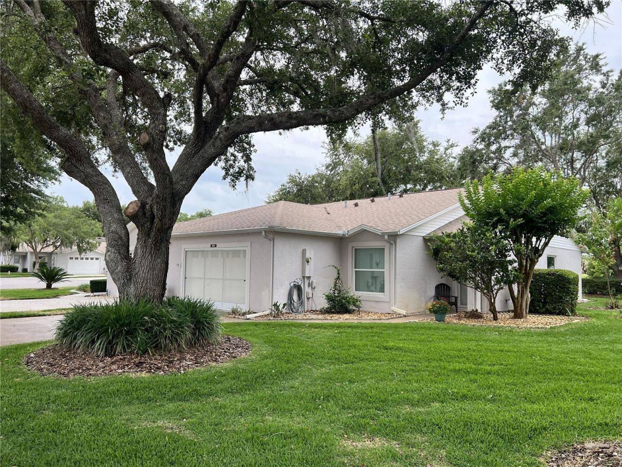 604 Golfview Court , Leesburg, FL 34748 Main Photo