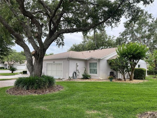 604 GOLFVIEW COURT , LEESBURG, FL 34748