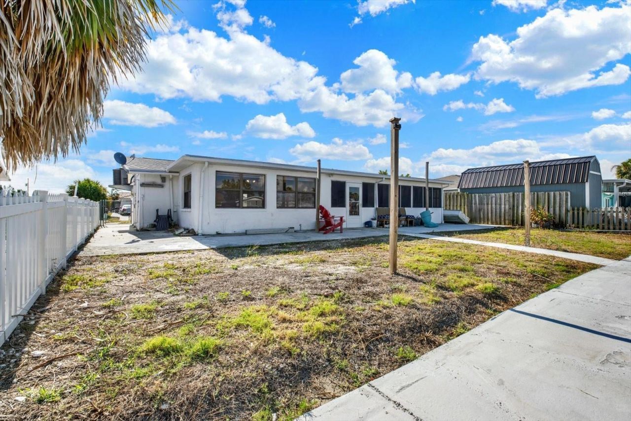 13605 Garris Drive , Hudson, FL 34667 Photo