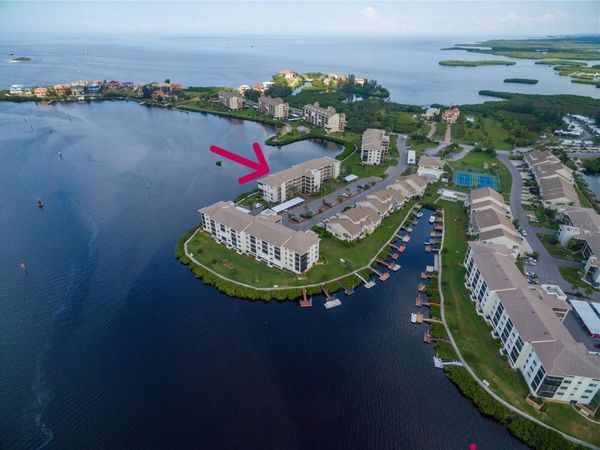 8211 BRENT STREET, Unit 843, PORT RICHEY, FL 34668