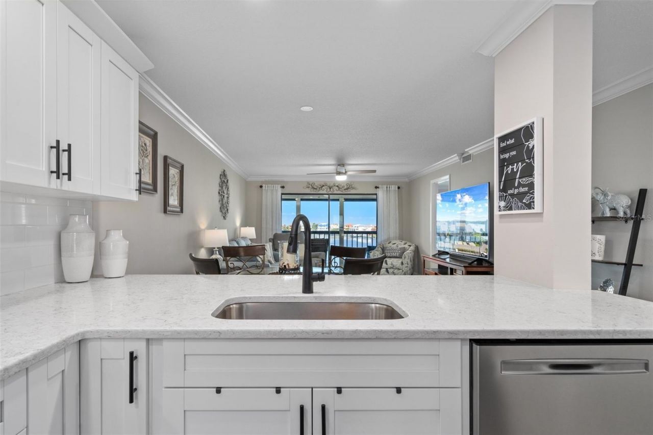 8211 Brent Street, Unit 843, Port Richey, FL 34668 Photo