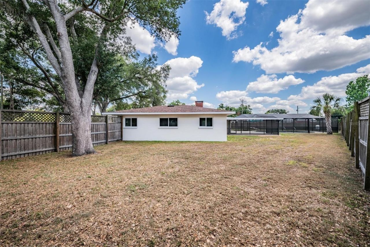712 Camellia Court , Seffner, FL 33584 Photo
