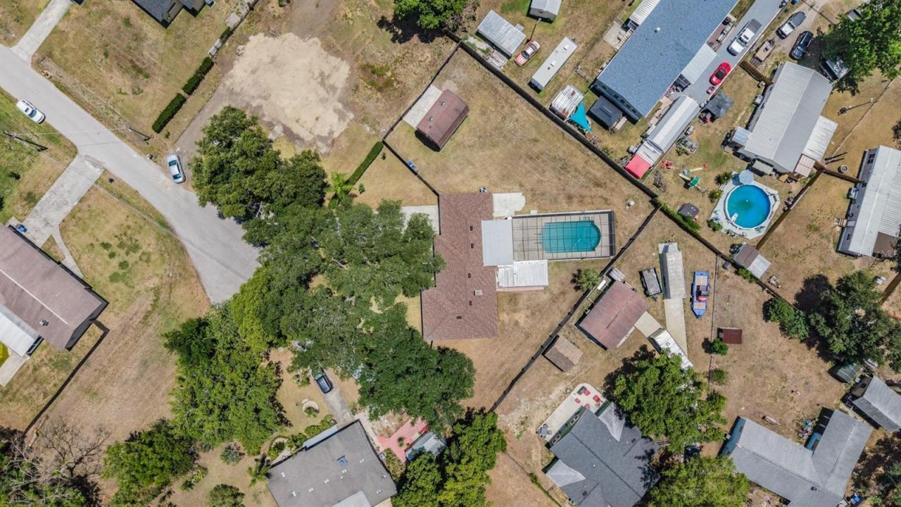 712 Camellia Court , Seffner, FL 33584 Photo