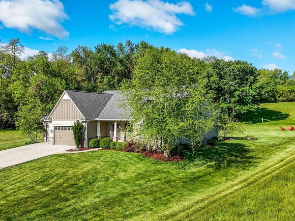 3759 Kauffman Road NW, Carroll, OH 43112
