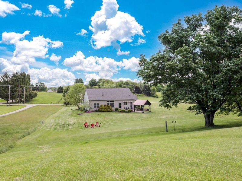 3759 Kauffman Road NW, Carroll, OH 43112 Photo 29