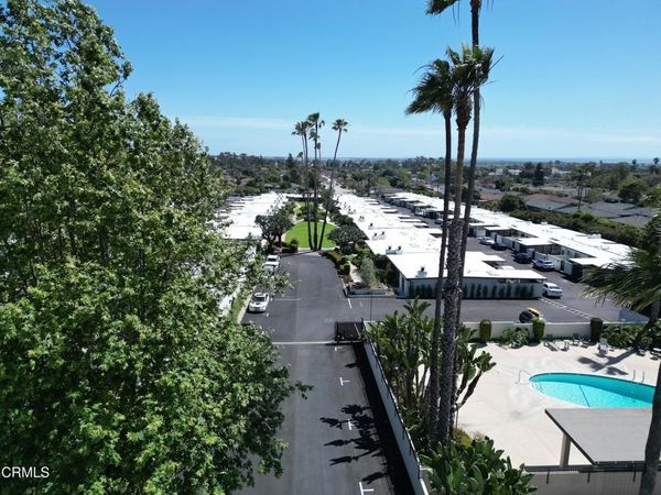 C Redwood Avenue , Ventura, CA 93003