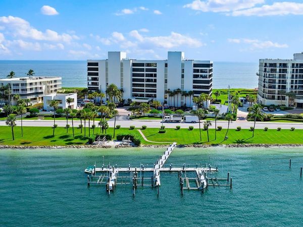 19900 Beach Road, Unit 201, Jupiter, FL 33469