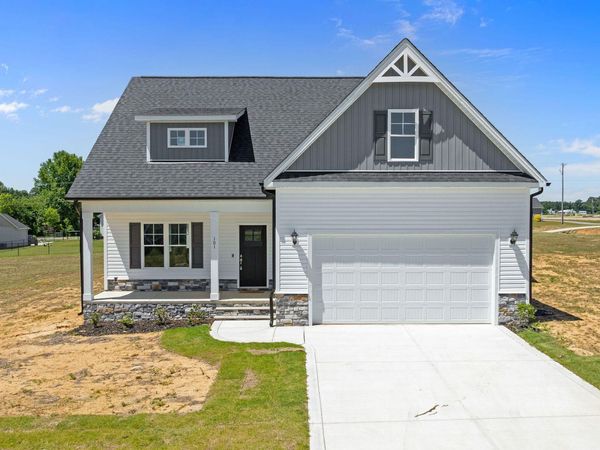 101 Baileys Place , Pikeville, NC 27863