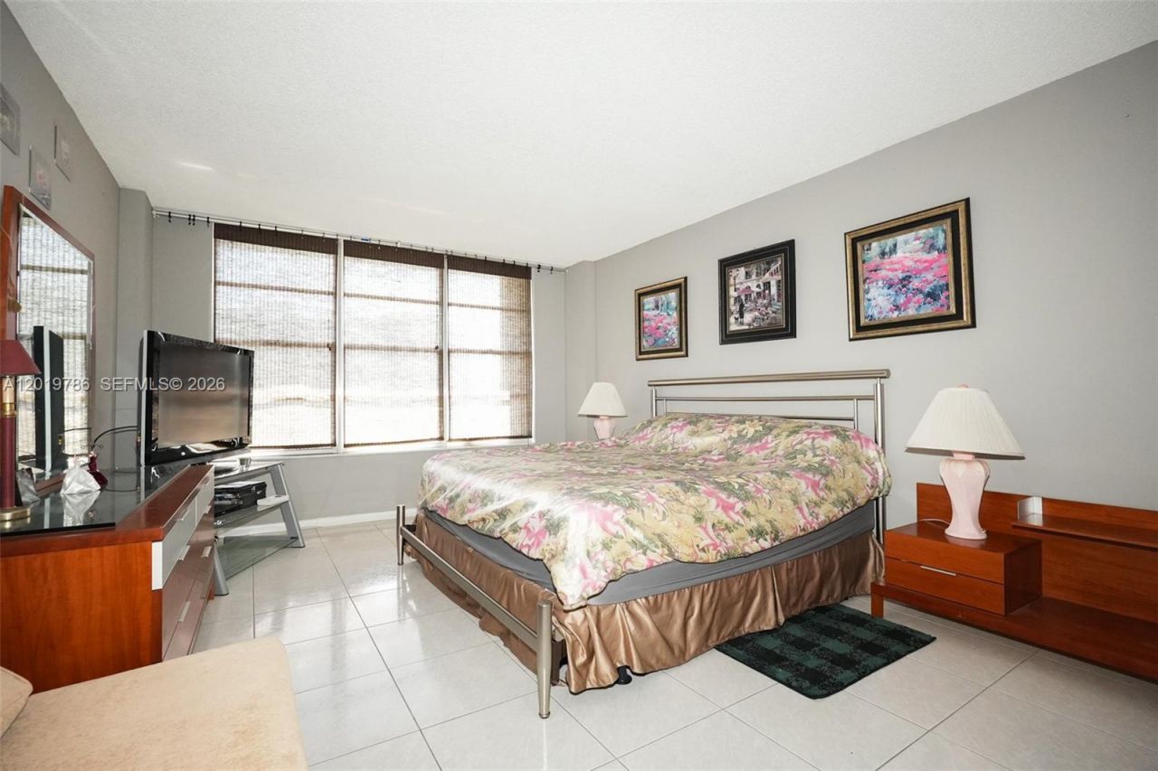 3800 S Ocean Dr , Unit 818, Hollywood, FL 33019 Photo