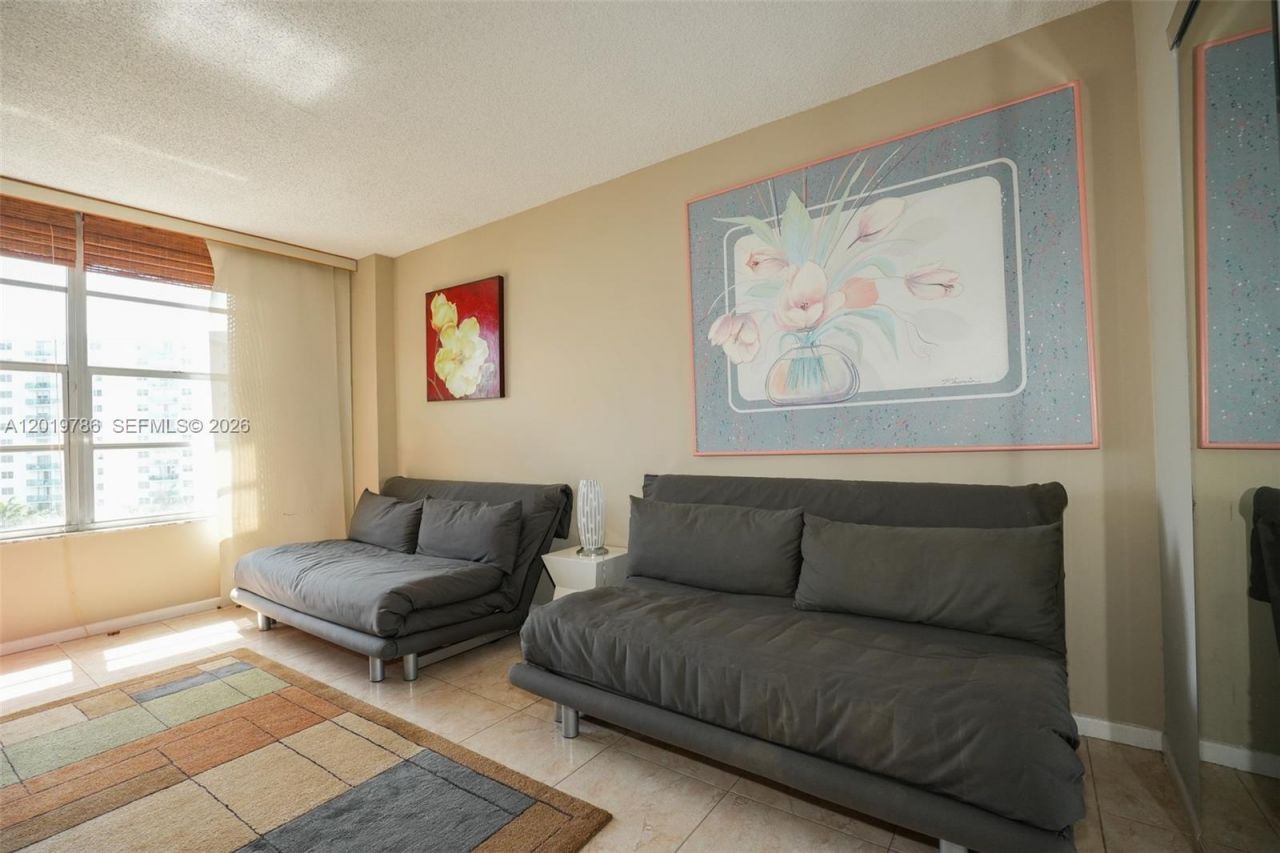 3800 S Ocean Dr , Unit 818, Hollywood, FL 33019 Photo