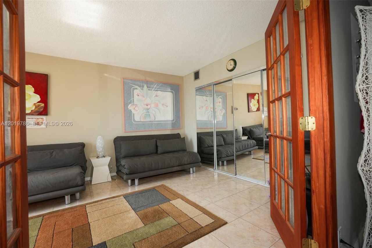3800 S Ocean Dr , Unit 818, Hollywood, FL 33019 Photo