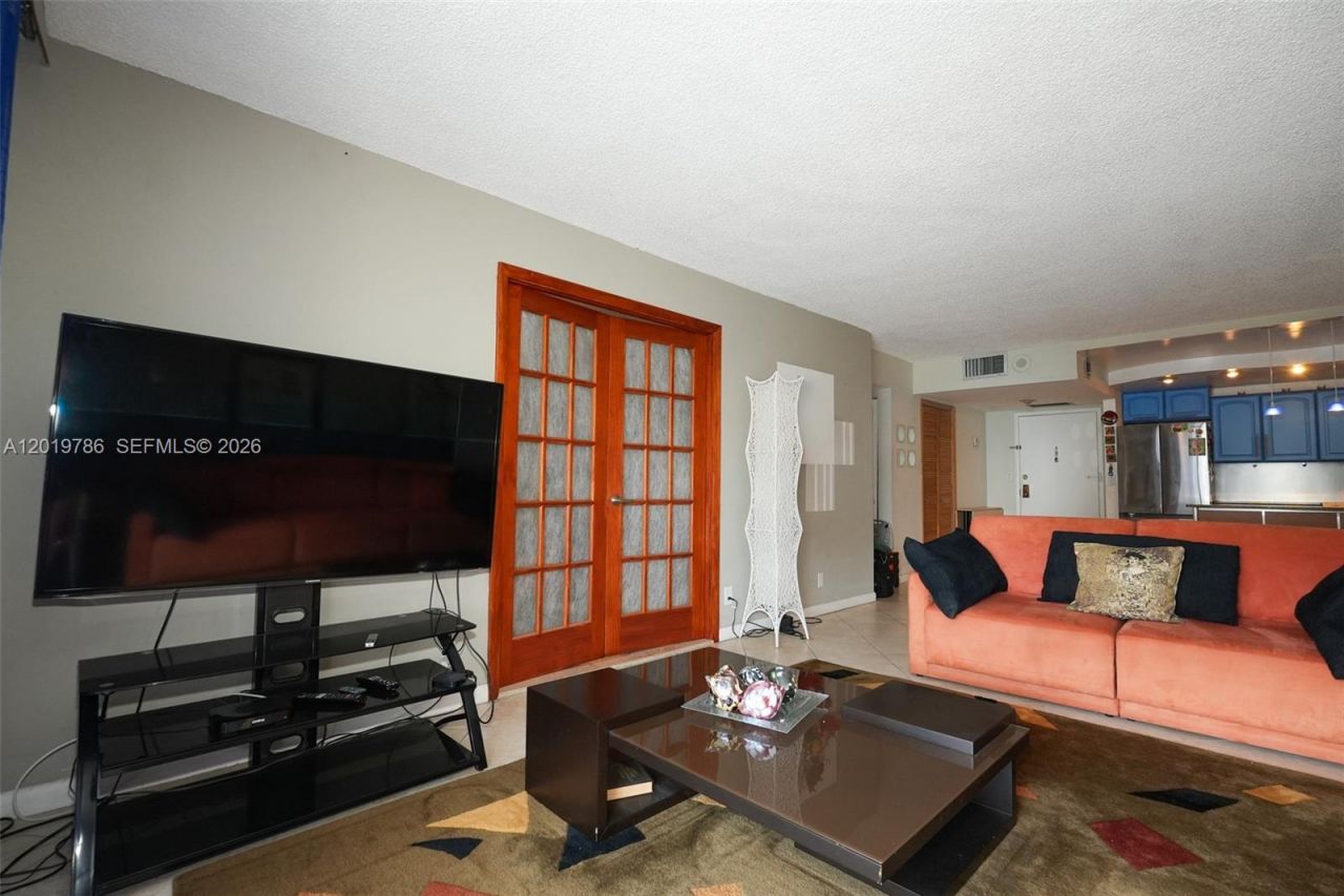 3800 S Ocean Dr , Unit 818, Hollywood, FL 33019 Photo