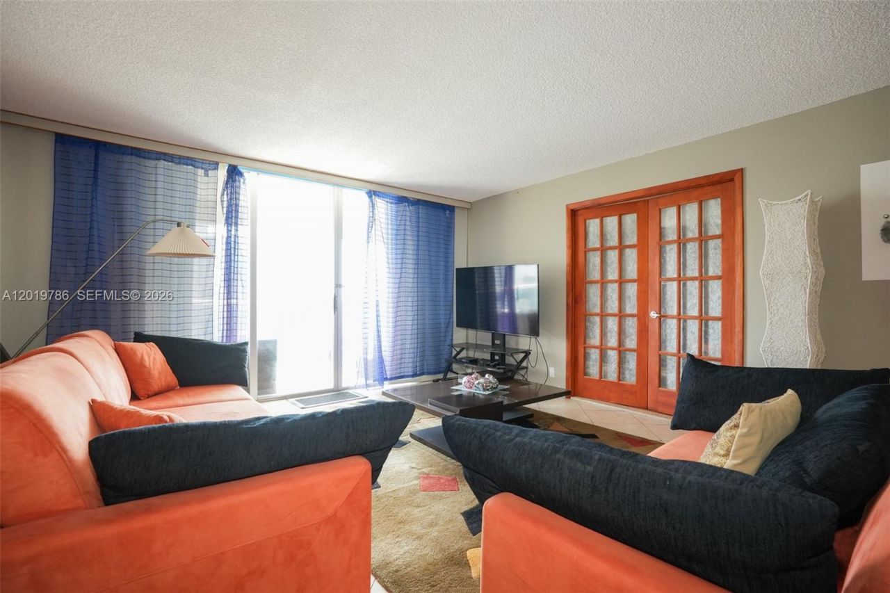 3800 S Ocean Dr , Unit 818, Hollywood, FL 33019 Photo