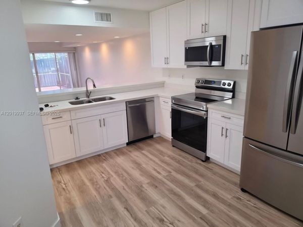 1325 NW 124th Ave , Unit 1325, Pembroke Pines, FL 33026