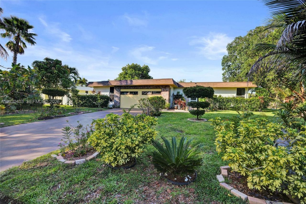 6408 NW 72nd Ave , Tamarac, FL 33321 Photo