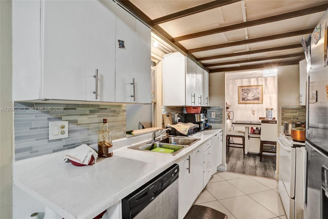 6408 NW 72nd Ave , Tamarac, FL 33321 Photo