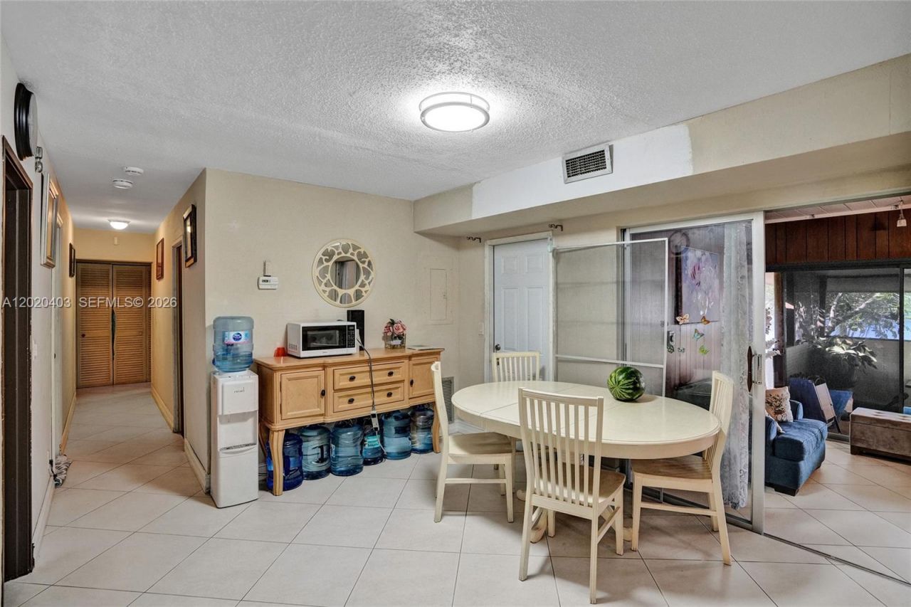 6408 NW 72nd Ave , Tamarac, FL 33321 Photo