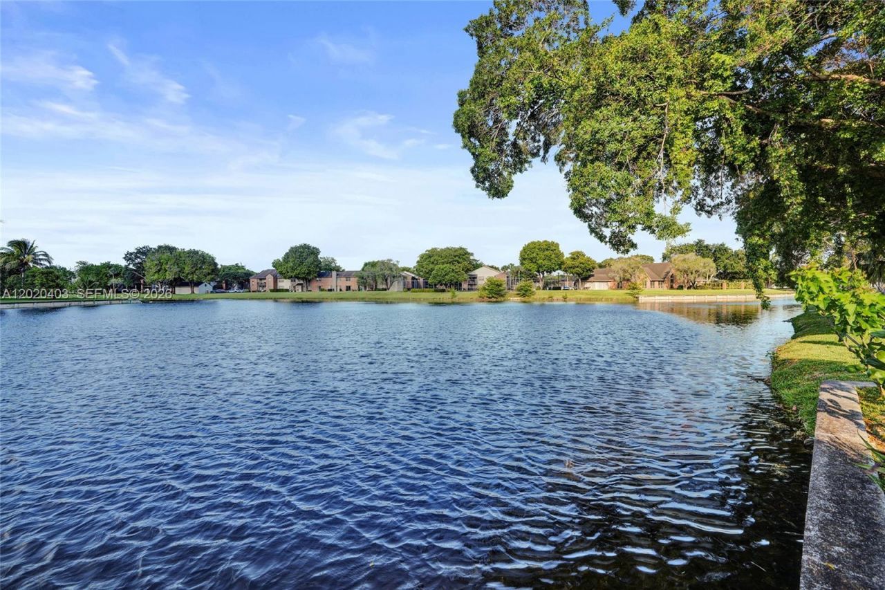 6408 NW 72nd Ave , Tamarac, FL 33321 Photo