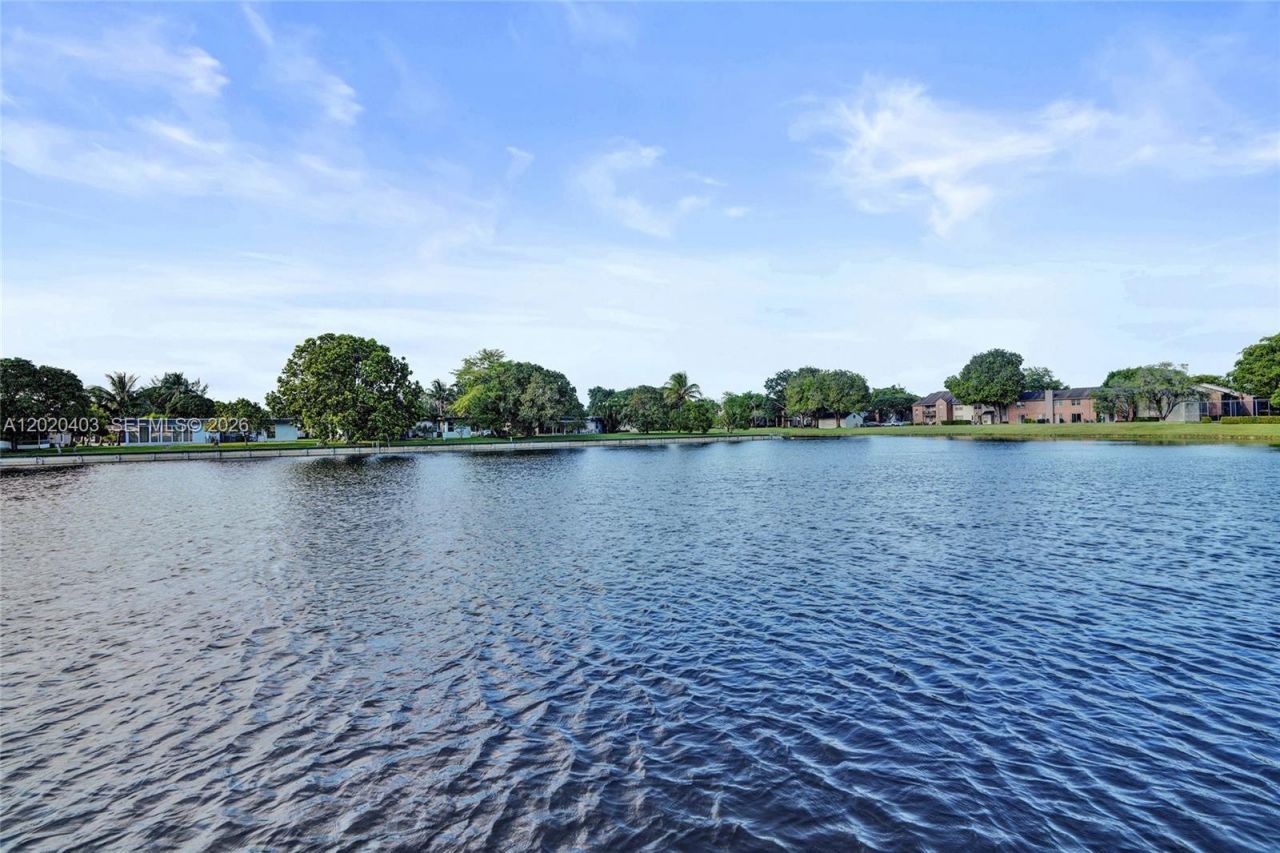 6408 NW 72nd Ave , Tamarac, FL 33321 Photo
