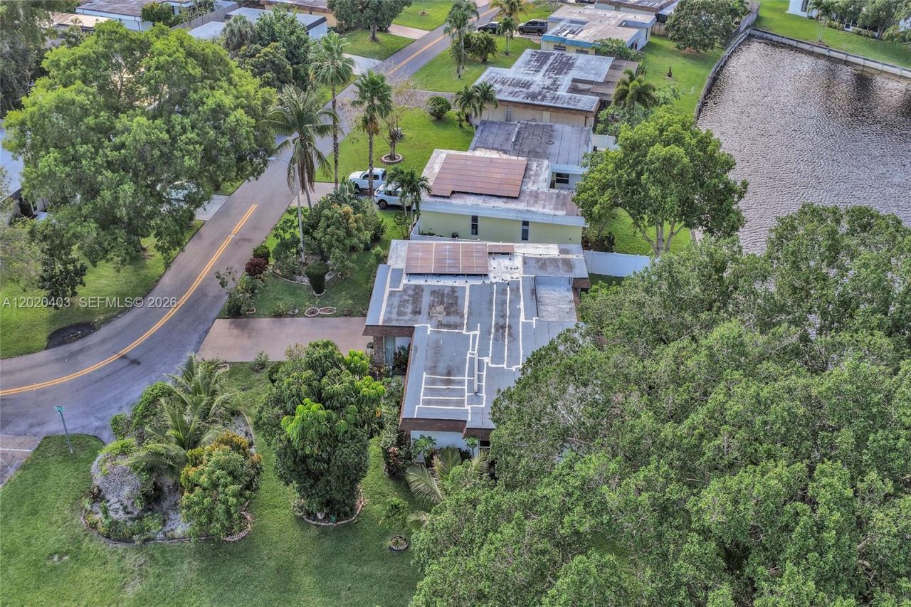6408 NW 72nd Ave , Tamarac, FL 33321 Photo