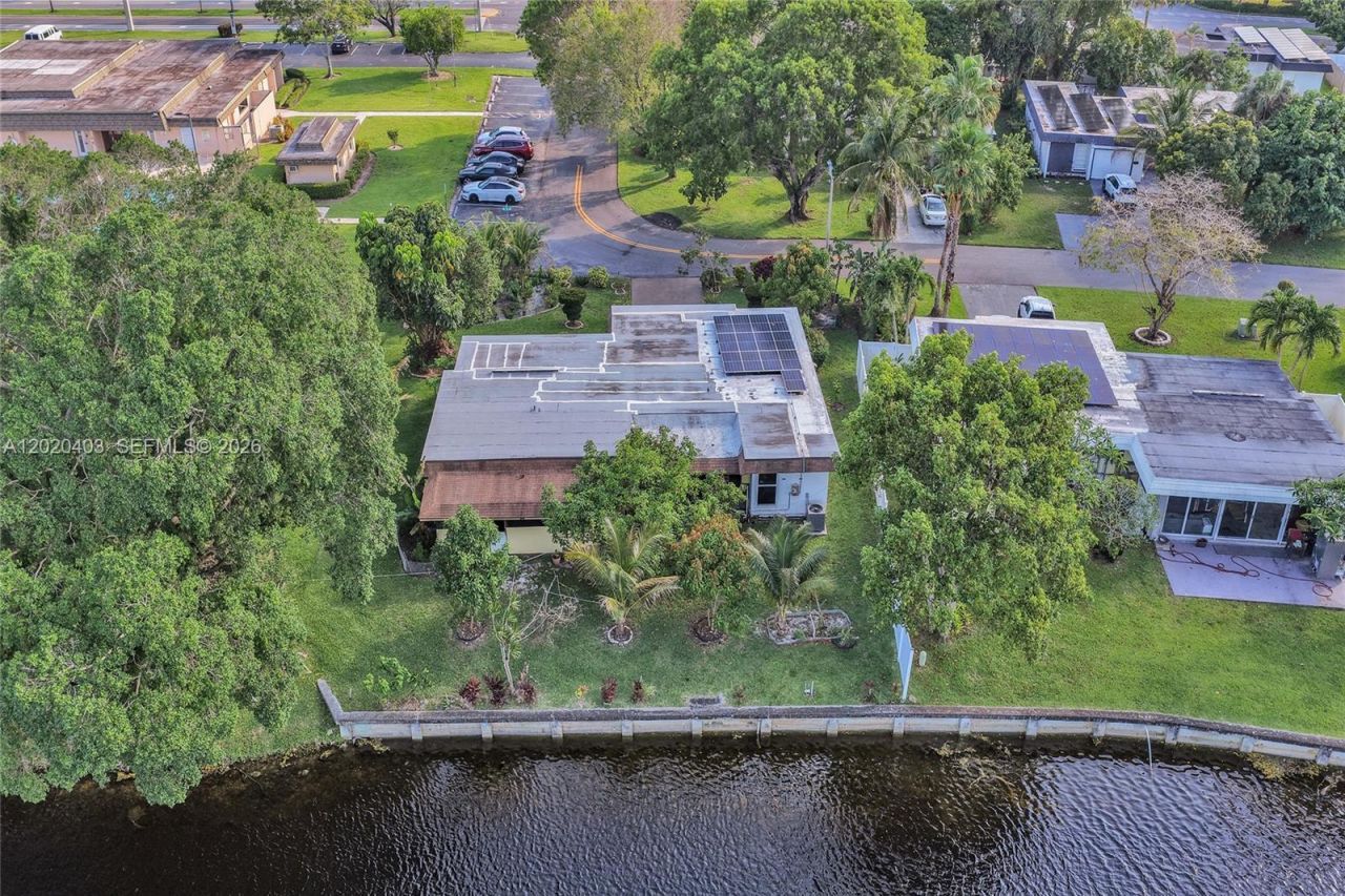 6408 NW 72nd Ave , Tamarac, FL 33321 Photo