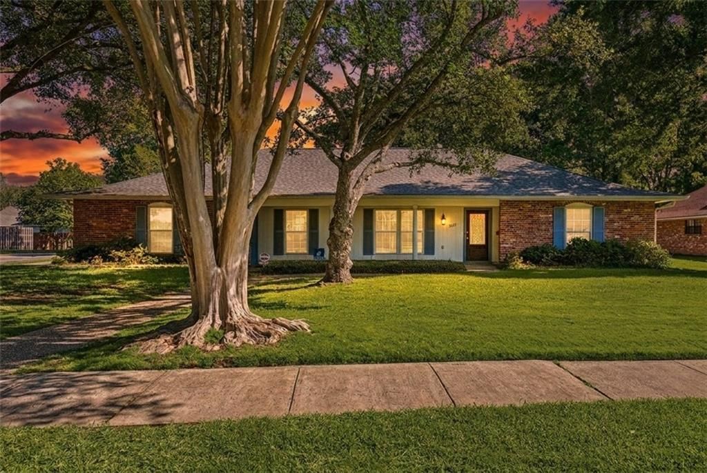 12433 FAIRHAVEN Drive, Baton Rouge, LA 70815
