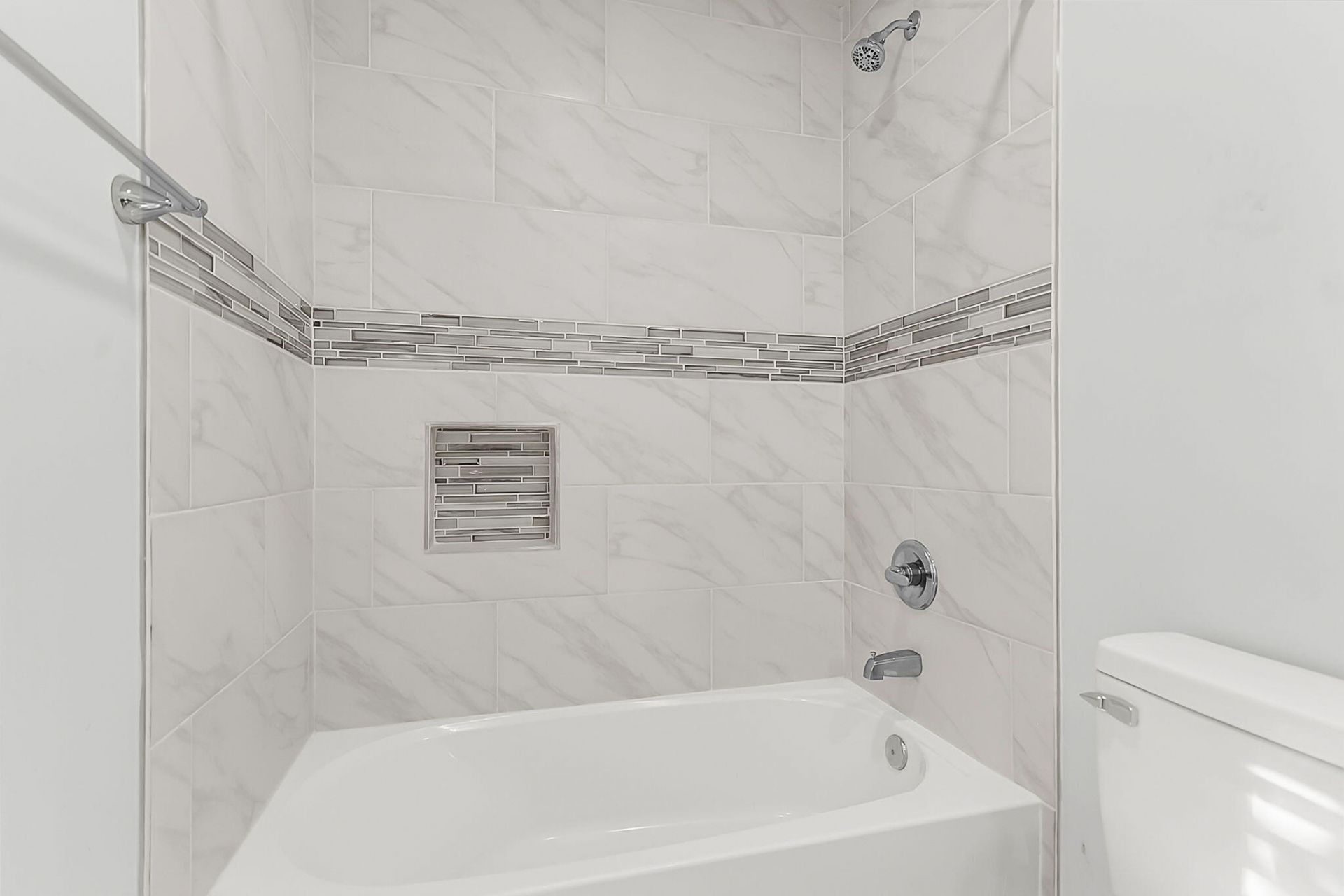 109 Camellia Road Photo 21