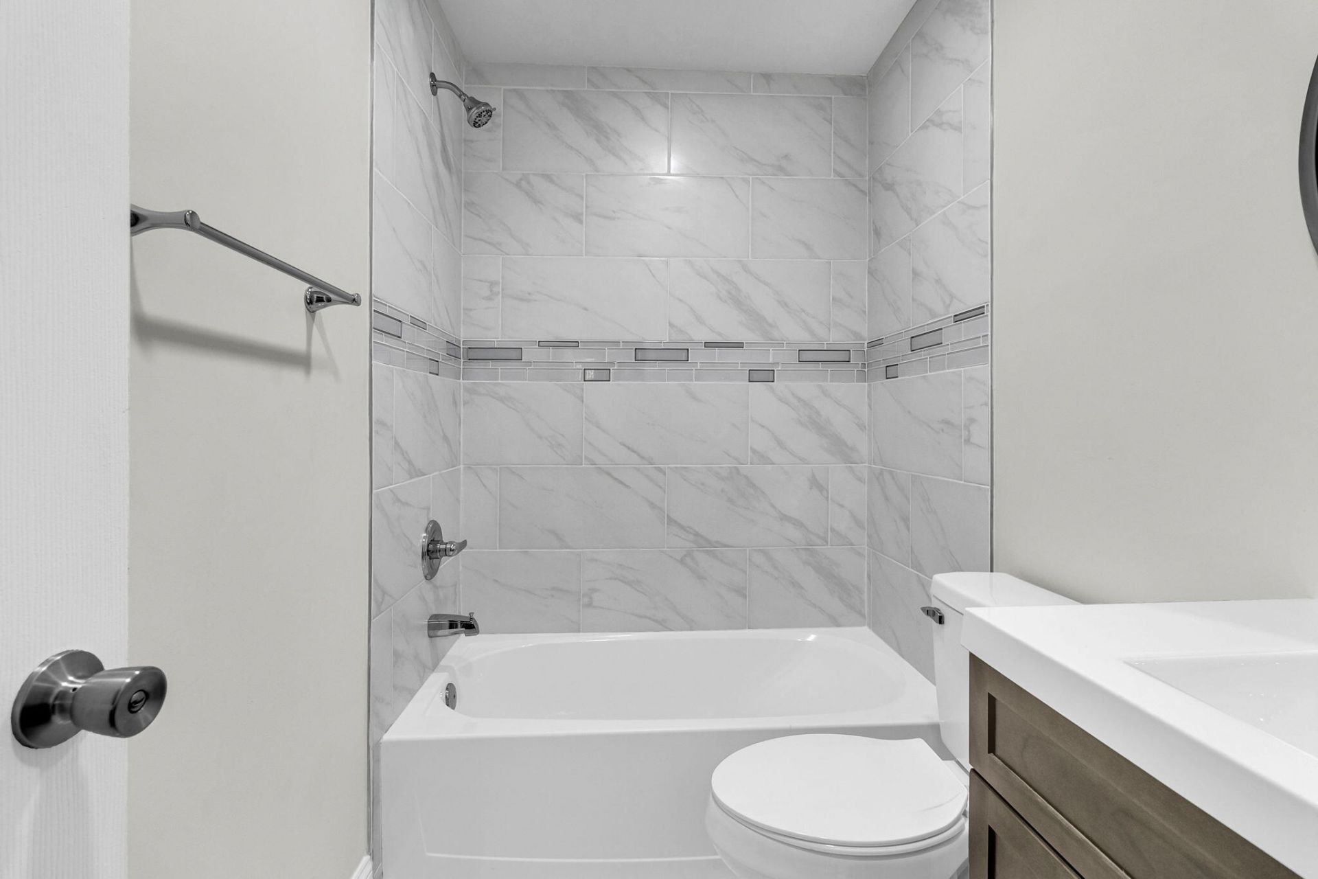 109 Camellia Road Photo 28