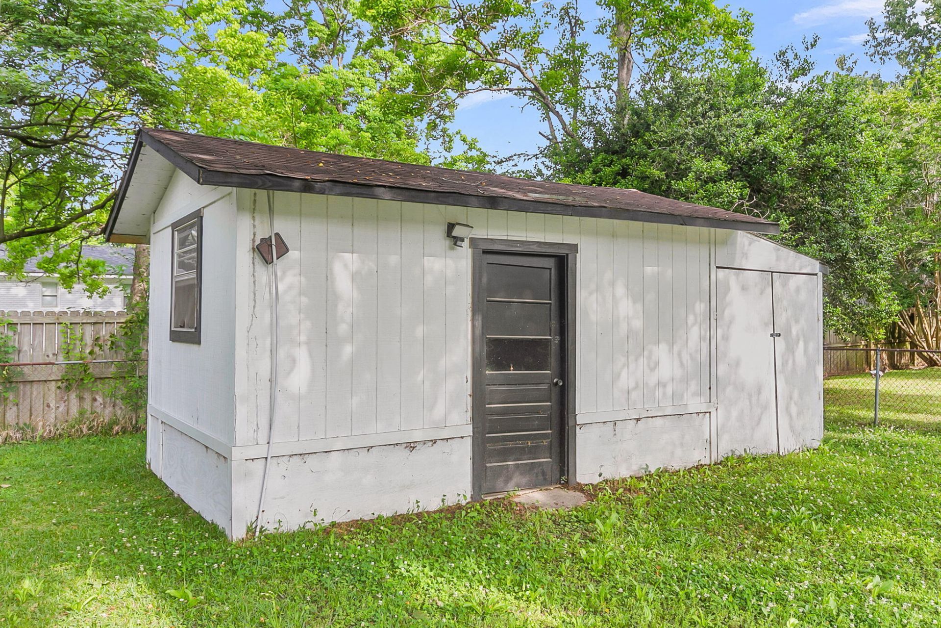 109 Camellia Road Photo 39