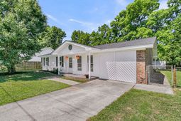109 Camellia Road photo 4