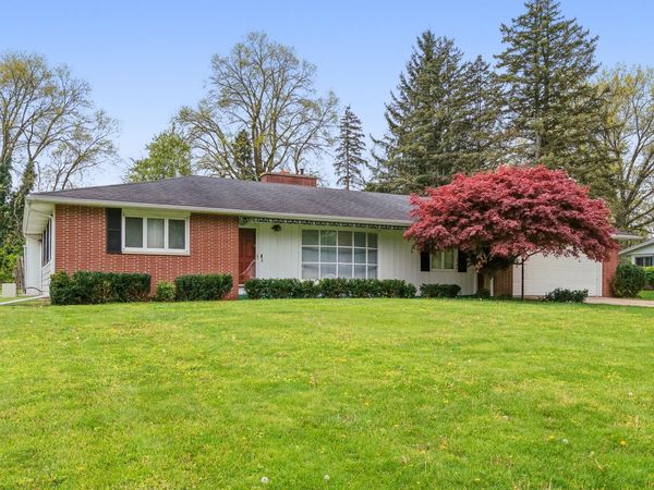 3521 Meadowcroft Avenue, Kalamazoo, MI 49004