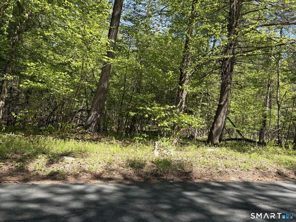 16 East West Hill, Barkhamsted, CT 06063