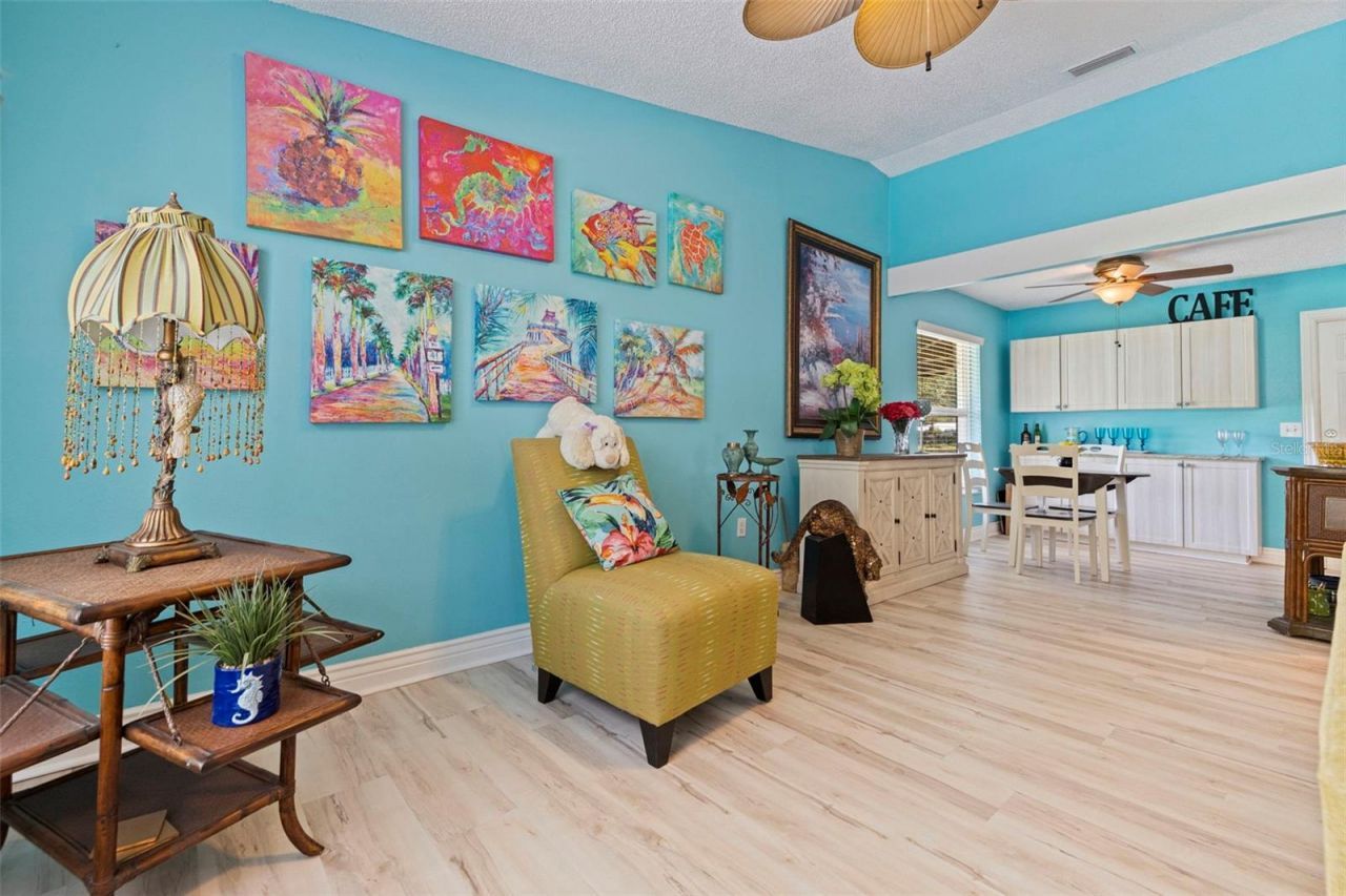 201 58th Avenue S, Saint Petersburg, FL 33705 Photo