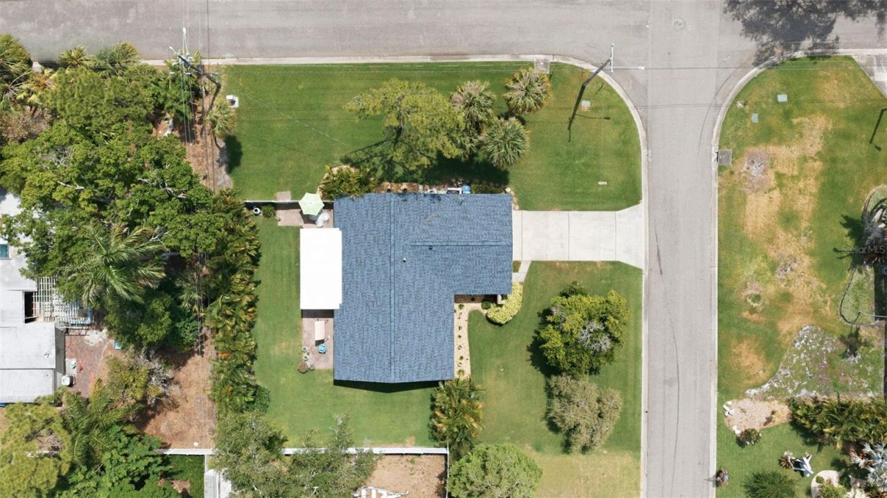 201 58th Avenue S, Saint Petersburg, FL 33705 Photo