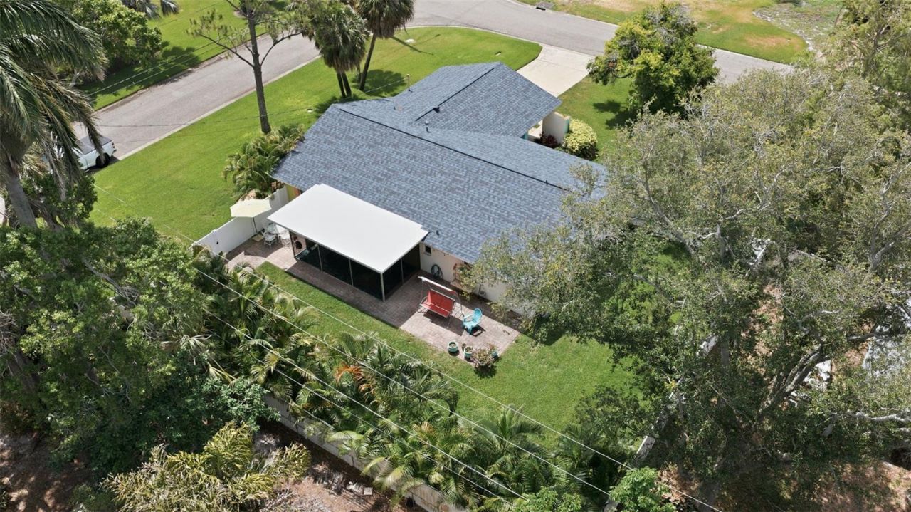 201 58th Avenue S, Saint Petersburg, FL 33705 Photo